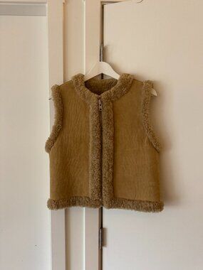 VINTAGE NEW ZEALAND WOOL SUEDE VEST SIZE XS/S